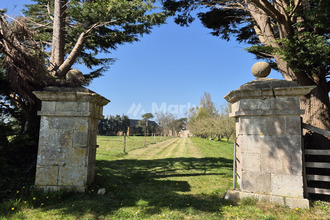 Ma-Cabane - Vente Maison Méautis, 268 m²