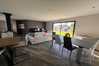 Ma-Cabane - Vente Maison MEHUN-SUR-YEVRE, 167 m²