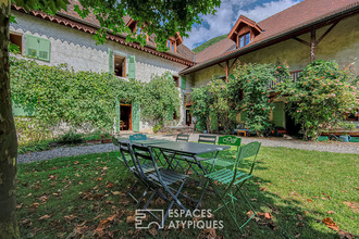 Ma-Cabane - Vente Maison MENTHON-SAINT-BERNARD, 950 m²