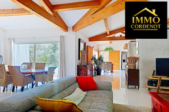 Ma-Cabane - Vente Maison Méounes-lès-Montrieux, 179 m²