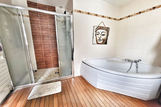 Ma-Cabane - Vente Maison MERY-SUR-OISE, 277 m²