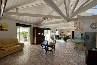 Ma-Cabane - Vente Maison MIGNE-AUXANCES, 217 m²