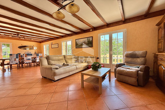 Ma-Cabane - Vente Maison MONFAUCON, 177 m²