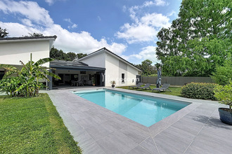 Ma-Cabane - Vente Maison MONTAGNAT, 203 m²
