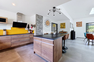 Ma-Cabane - Vente Maison MONTAGNAT, 204 m²