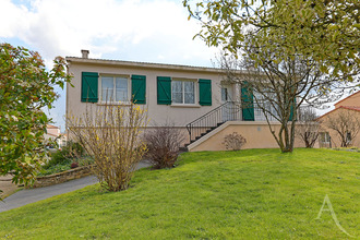 Ma-Cabane - Vente Maison MONTAIGU, 144 m²
