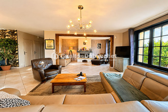 Ma-Cabane - Vente Maison MONTAIGUET-EN-FOREZ, 330 m²