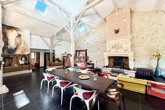 Ma-Cabane - Vente Maison MONTETON, 310 m²