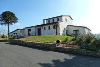 Ma-Cabane - Vente Maison MONTFAUCON-MONTIGNE, 300 m²