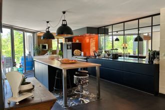 Ma-Cabane - Vente Maison Montfort-l'Amaury, 239 m²