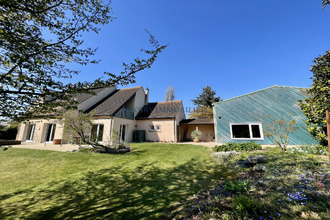 Ma-Cabane - Vente Maison Montfort-l'Amaury, 210 m²