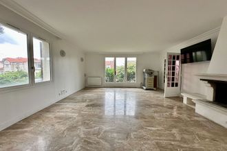 Ma-Cabane - Vente Maison MONTMORENCY, 235 m²