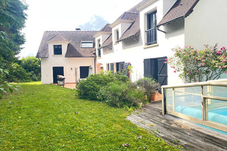 Ma-Cabane - Vente Maison MONTMORENCY, 271 m²