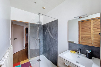 Ma-Cabane - Vente Maison MORTAGNE-SUR-SEVRE, 90 m²