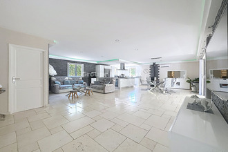 Ma-Cabane - Vente Maison MOUANS-SARTOUX, 181 m²