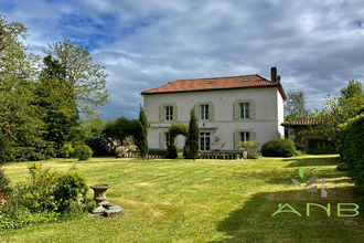 Ma-Cabane - Vente Maison Mouzon, 206 m²