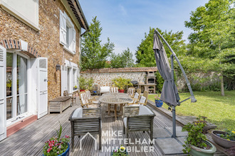 Ma-Cabane - Vente Maison Neauphle-le-Château, 238 m²