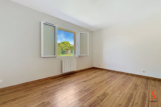 Ma-Cabane - Vente Maison NERIS-LES-BAINS, 98 m²