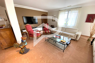 Ma-Cabane - Vente Maison NEUVIC, 282 m²