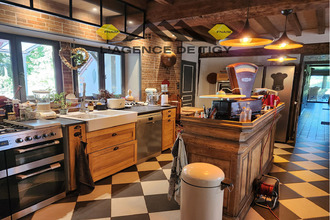 Ma-Cabane - Vente Maison NEUVY-EN-SULLIAS, 282 m²