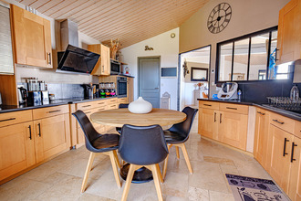 Ma-Cabane - Vente Maison NIEUL-SUR-MER, 196 m²