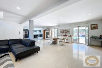 Ma-Cabane - Vente Maison Nîmes, 180 m²