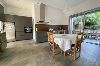 Ma-Cabane - Vente Maison Nîmes, 181 m²