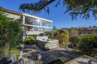 Ma-Cabane - Vente Maison Nîmes, 135 m²