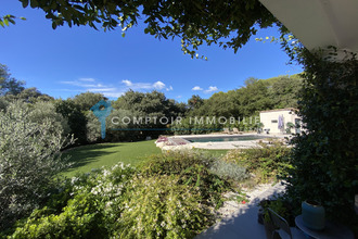 Ma-Cabane - Vente Maison Nîmes, 200 m²