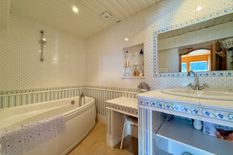 Ma-Cabane - Vente Maison NOTRE-DAME-DE-BELLECOMBE, 375 m²