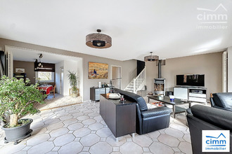 Ma-Cabane - Vente Maison Noyal-Châtillon-sur-Seiche, 190 m²