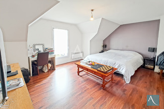 Ma-Cabane - Vente Maison OLLAINVILLE, 117 m²