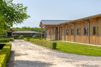 Ma-Cabane - Vente Maison Orbec, 420 m²