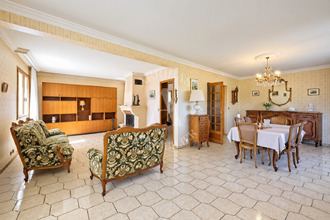 Ma-Cabane - Vente Maison Ornex, 177 m²