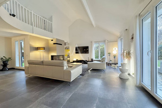 Ma-Cabane - Vente Maison OZOIR-LA-FERRIERE, 213 m²