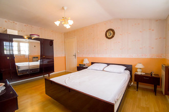Ma-Cabane - Vente Maison PARENTIS-EN-BORN, 222 m²