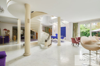 Ma-Cabane - Vente Maison PARIS 18, 334 m²