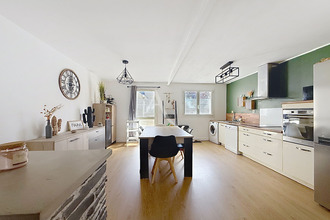 Ma-Cabane - Vente Maison PELLOUAILLES-LES-VIGNES, 88 m²