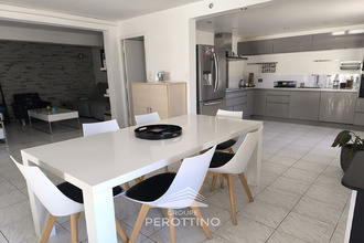 Ma-Cabane - Vente Maison PEYNIER, 210 m²
