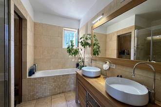 Ma-Cabane - Vente Maison PEYNIER, 270 m²