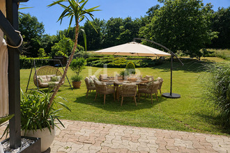 Ma-Cabane - Vente Maison PEYRIEU, 267 m²