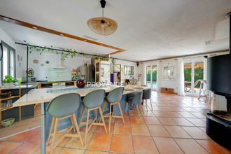 Ma-Cabane - Vente Maison Peyrolles-en-Provence, 155 m²