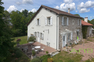 Ma-Cabane - Vente Maison Piégut-Pluviers, 260 m²