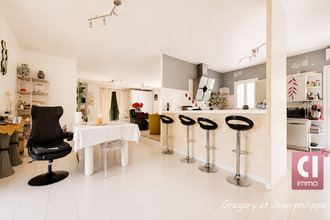 Ma-Cabane - Vente Maison PIERREFEU-DU-VAR, 217 m²