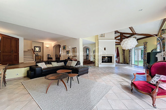 Ma-Cabane - Vente Maison PIOLENC, 190 m²