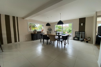 Ma-Cabane - Vente Maison PLEUMELEUC, 207 m²