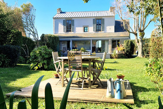 Ma-Cabane - Vente Maison PLOUGASNOU, 217 m²