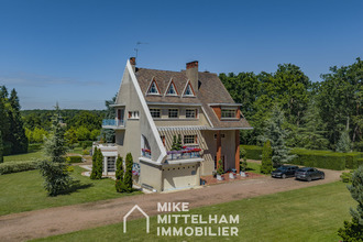 Ma-Cabane - Vente Maison Poigny-la-Forêt, 465 m²