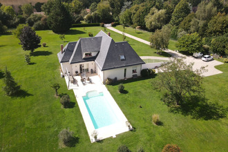 Ma-Cabane - Vente Maison Poilly-lez-Gien, 255 m²