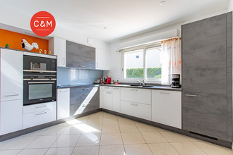 Ma-Cabane - Vente Maison PONT-SAINT-MARTIN, 139 m²